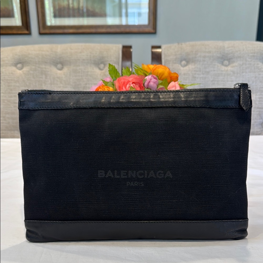 Authentic Balenciaga clutch bag - Picture 1 of 11